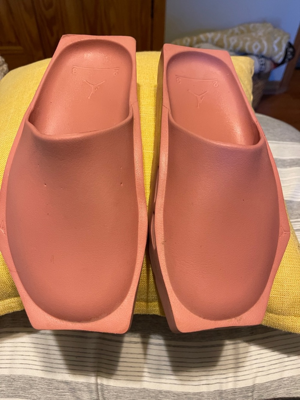 Jordan Women’s Slide Clogs in Dusty Rose